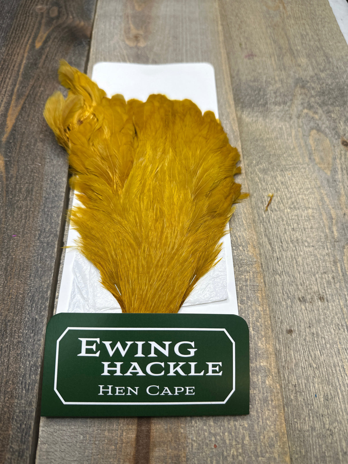 Ewing White Hen Cape Honey Hen Hackle