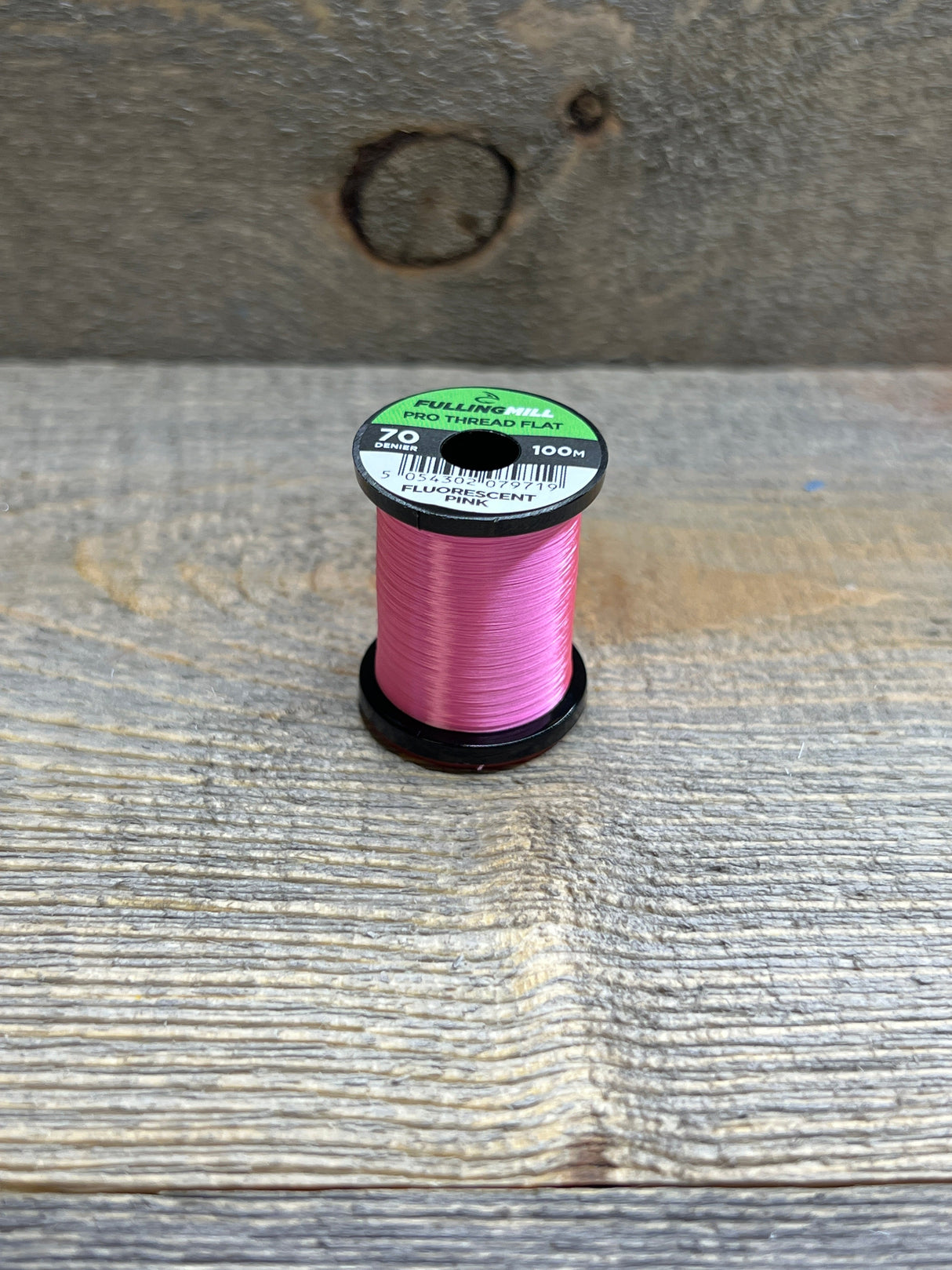 Fulling Mill Pro Thread Flat 70 Denier Fluorescent Pink Threads