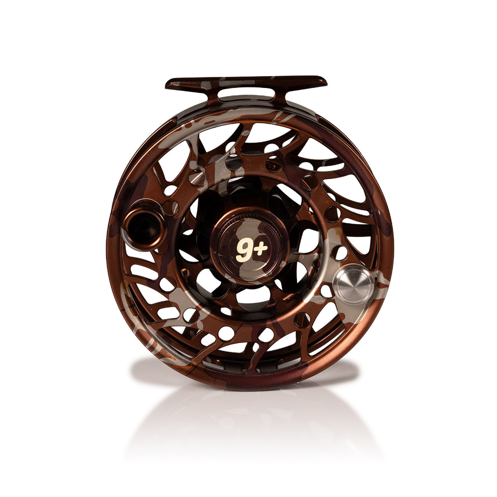 Hatch 2026 Custom Camo Iconic Fly Reel Camo/Bone White / 9 Plus / Mid Fly Reel