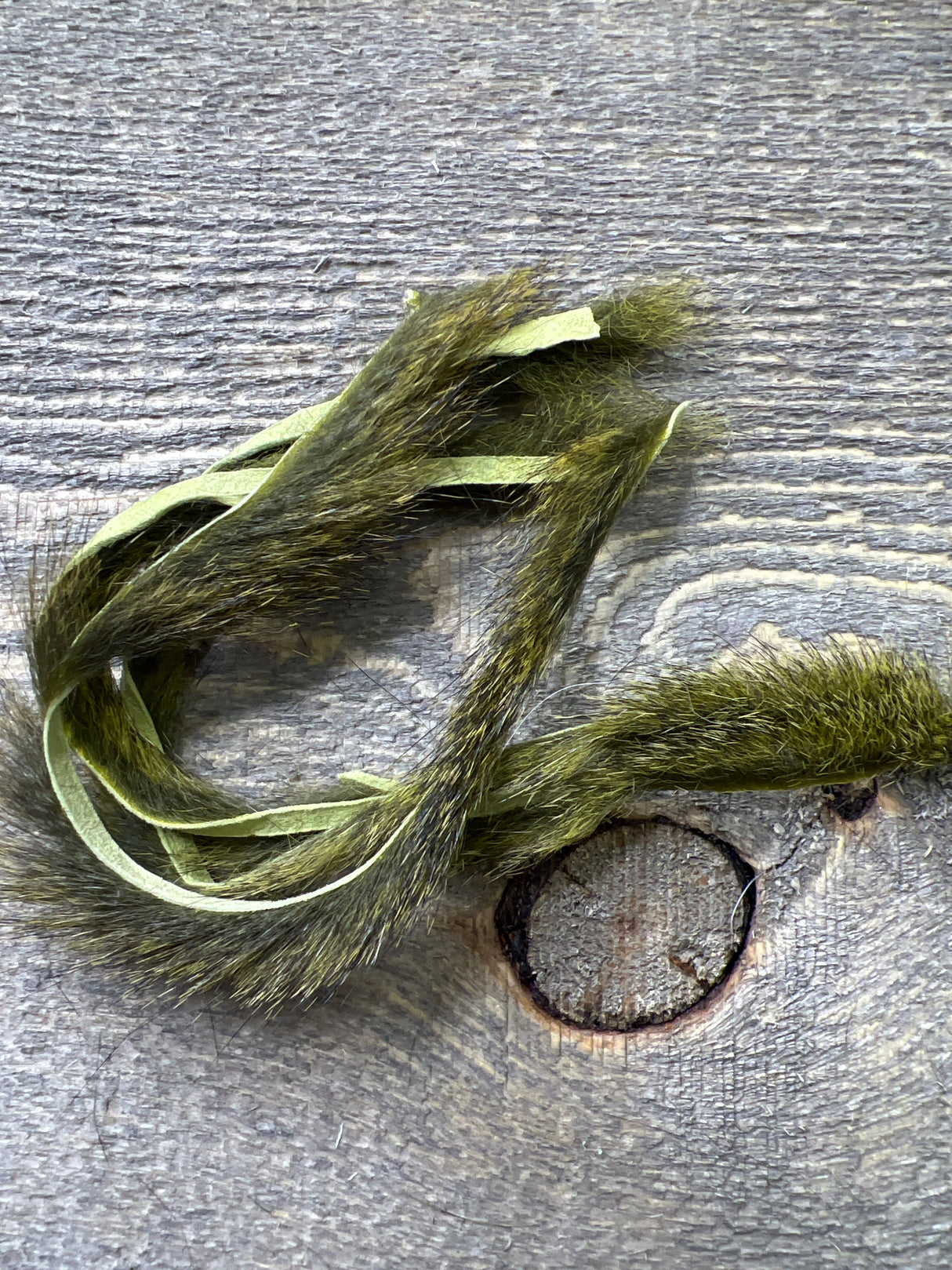 Spent Fly Fishing 3/32" Leech Cut Squirrel Strips Olive Squirrel Hair