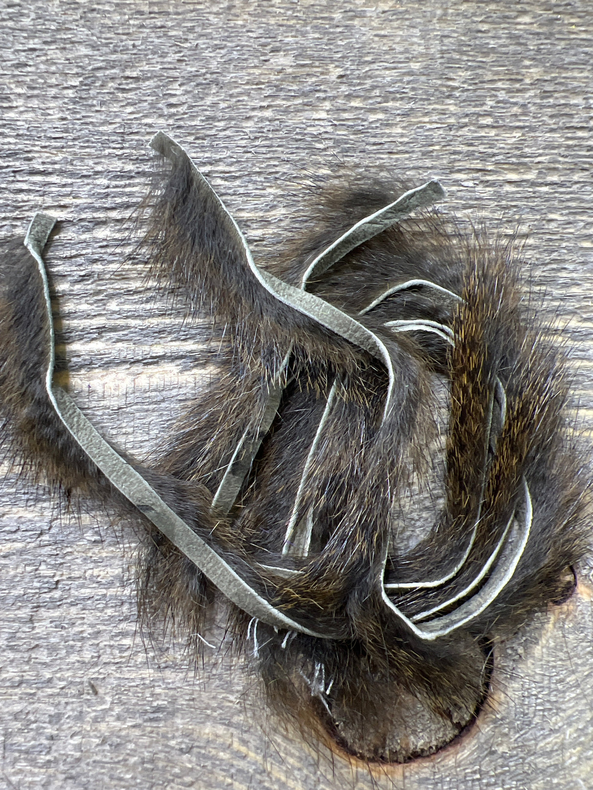 Spent Fly Fishing 3/32" Leech Cut Squirrel Strips Sculpin Olive Squirrel Hair