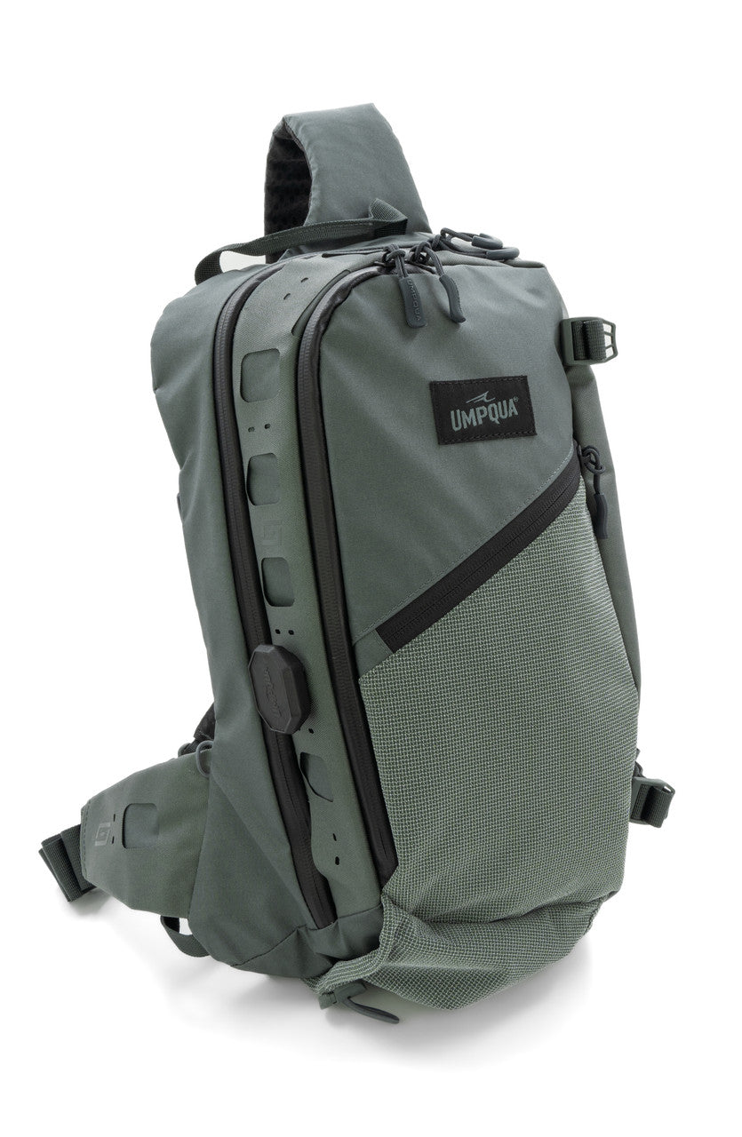 Umpqua Swiftlink Steamboat Sling Pack Vests & Chest Packs