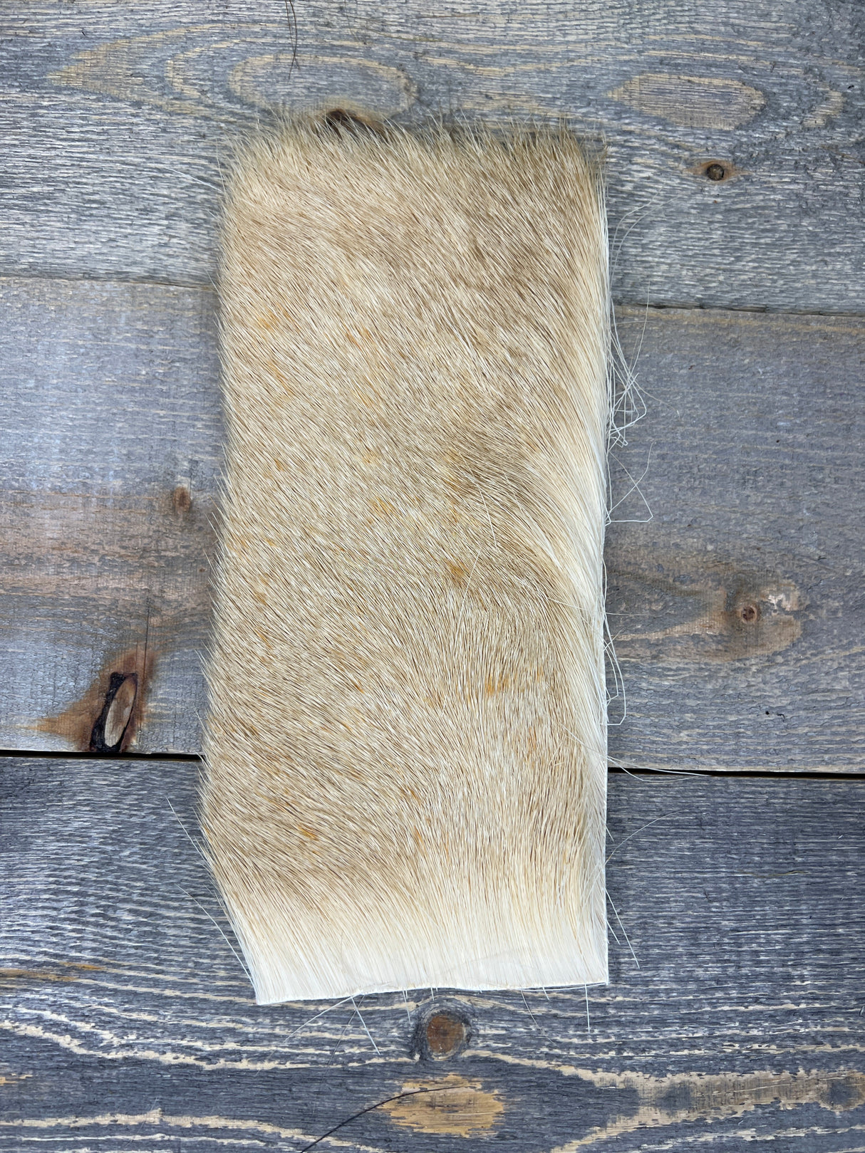 Varner's Big Bug Deer Hair 4" x 8" Patch - Late Season Grade #2 Bleached Deer Hair