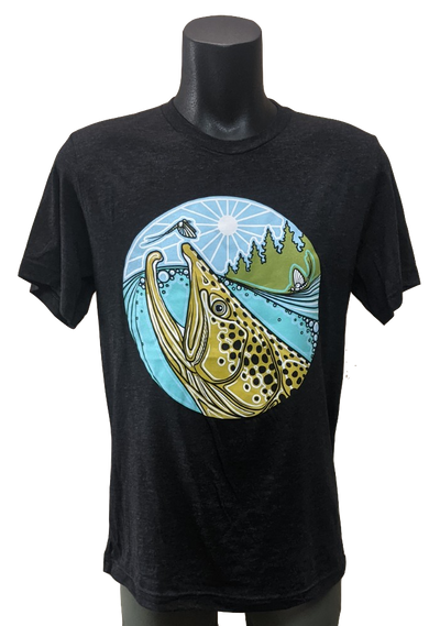 DAO Underwood Brown Trout Rise Logo T-Shirt Charcoal / M Clothing