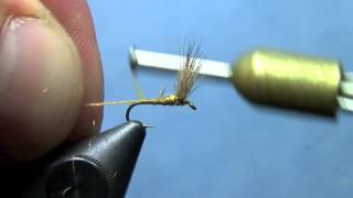 Fly Tying Sparkle Dun