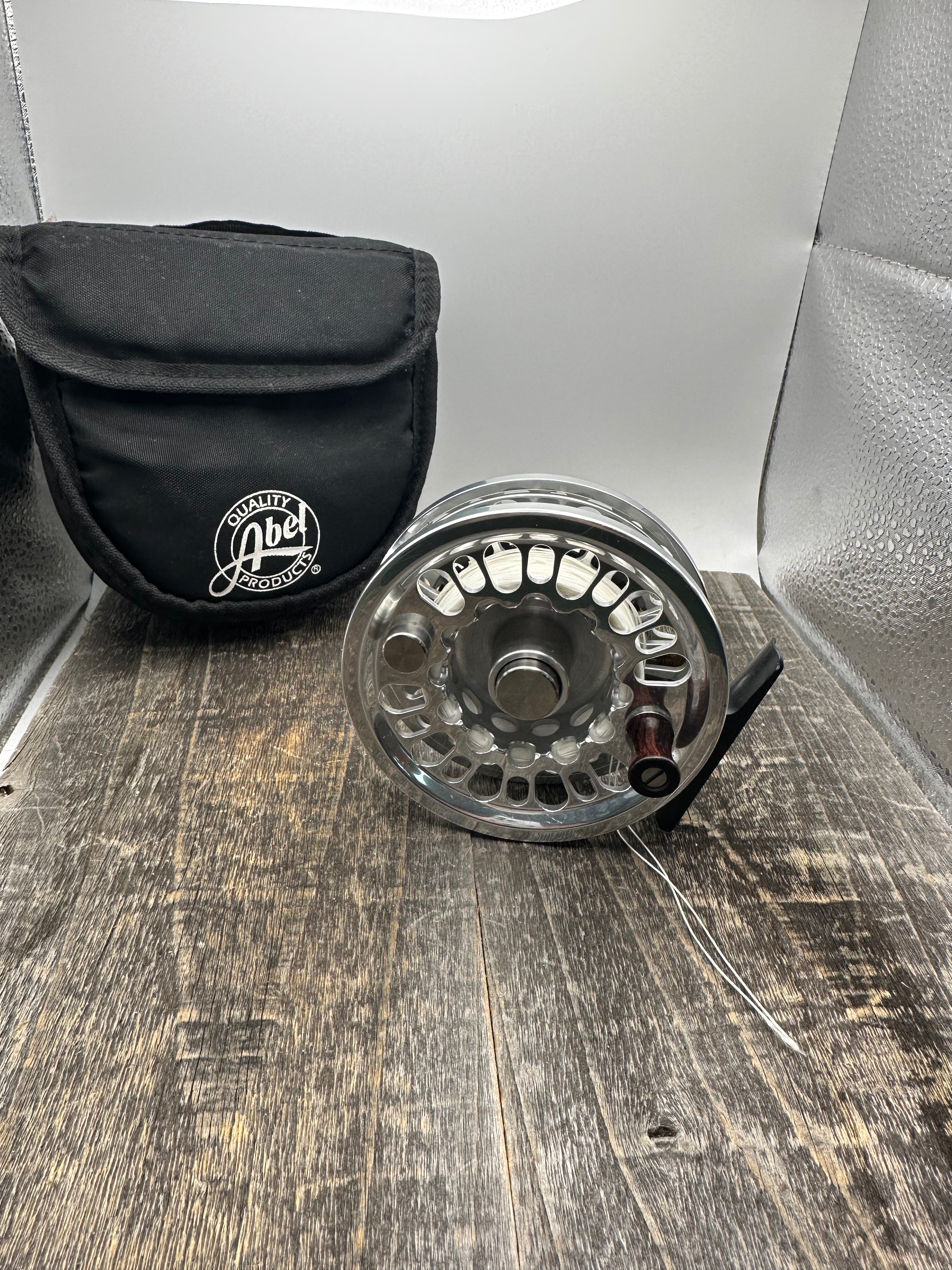 Abel Super 6 Silver Fly Reel- (used) – Dakota Angler & Outfitter