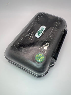 Dr. Slick Combo- Nipper, Reel & SNH5CFBK 5" Crossfire Scissor Clamp in Medium Fly Box Fly Fishing Accessories