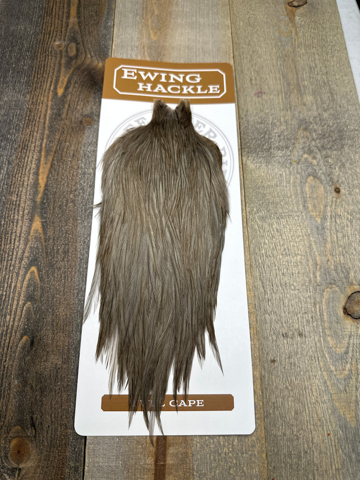 Ewing Dry Fly Cape White Dyed Med. Dun Dry Fly Hackle