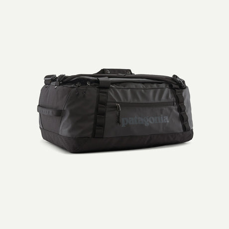 Patagonia Black Hole Duffel 40L Black on Black Luggage