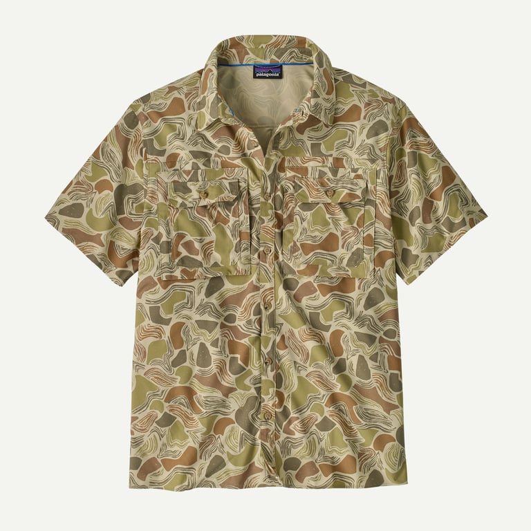 Patagonia M's S/S Self Guided Sun Shirt Coastal Edge: Weathered Stone / M Clothing