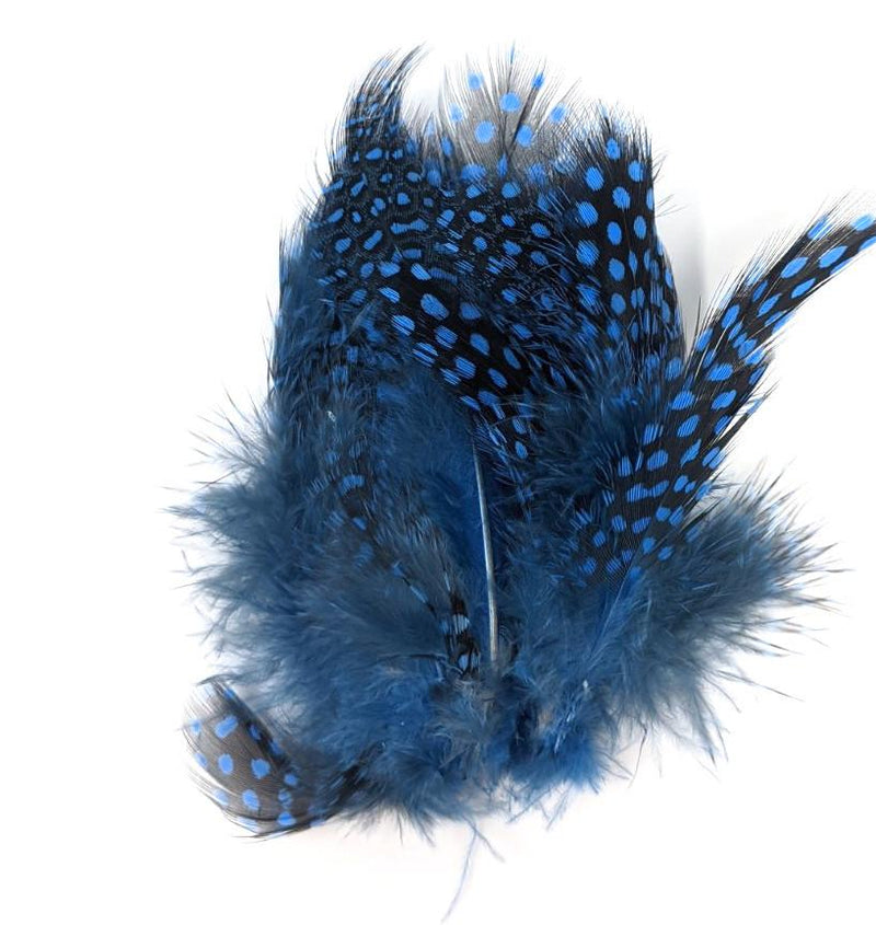 Fish Hunter Large Dot Guinea FL. Brilliant Blue (UV) Saddle Hackle, Hen Hackle, Asst. Feathers