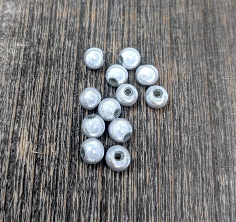 Hareline Dubbin 3D Beads White Beads, Eyes, Coneheads