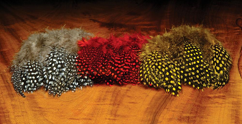 Hareline Strung Guinea Feathers Saddle Hackle, Hen Hackle, Asst. Feathers