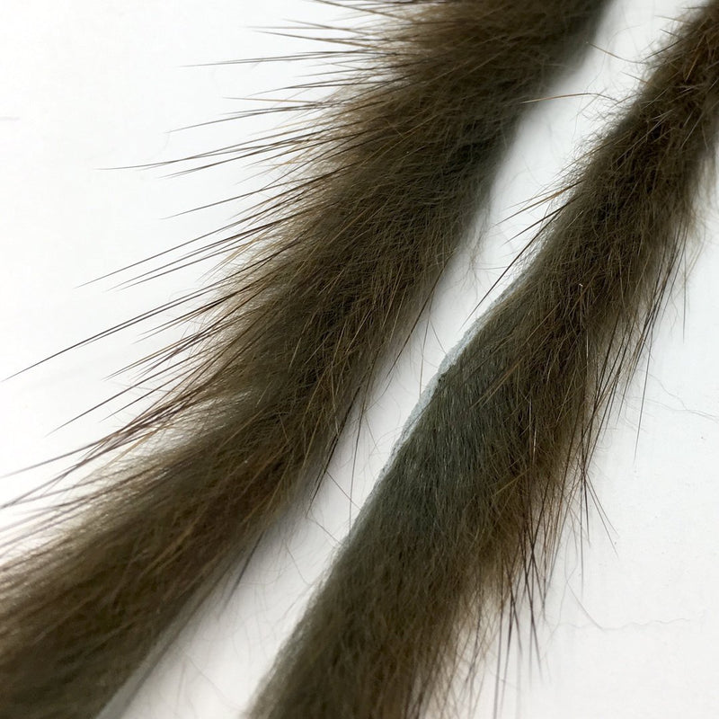 Hends Muskrat Zonker Strips 2.5mm Olive Brown Hair, Fur