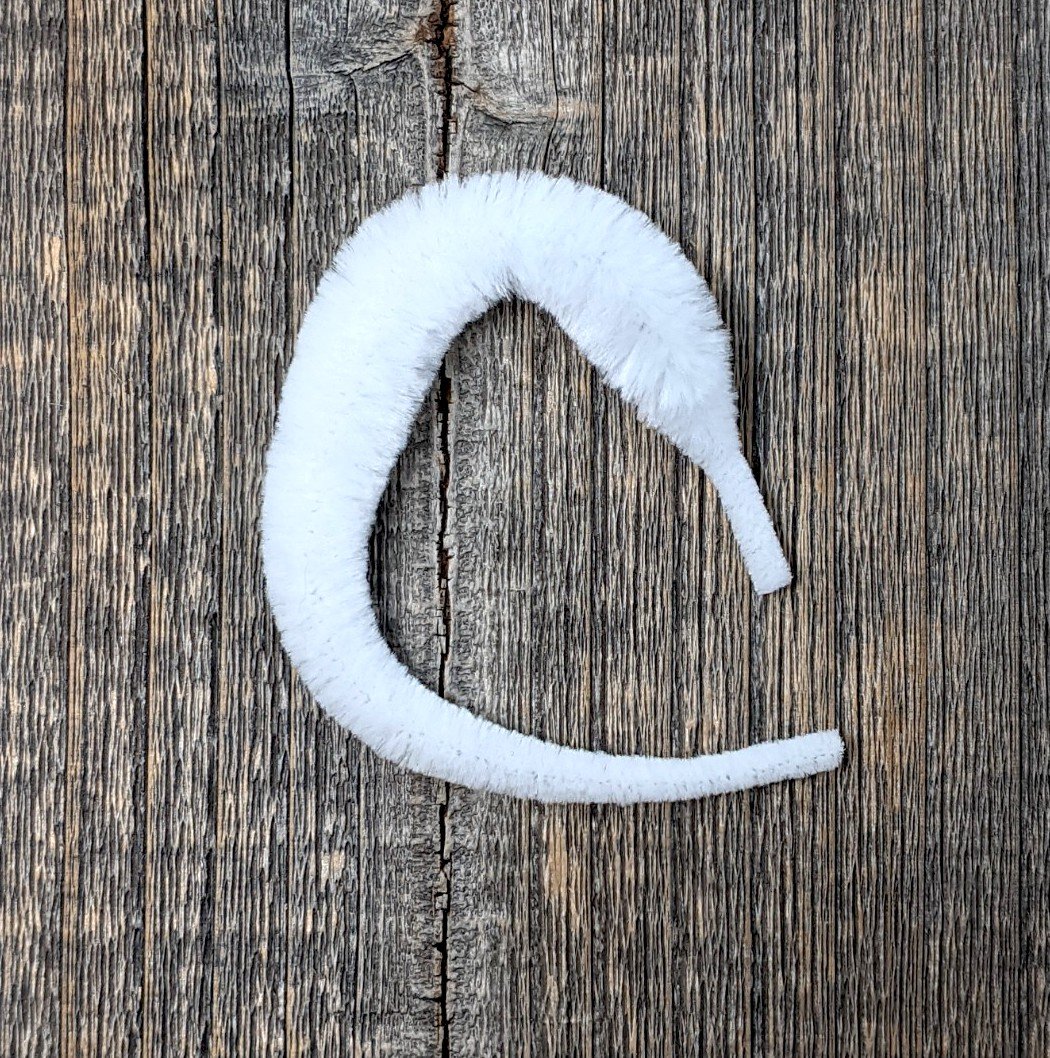 Micro Mini Mangums Dragon Tail 4" White Chenilles, Body Materials