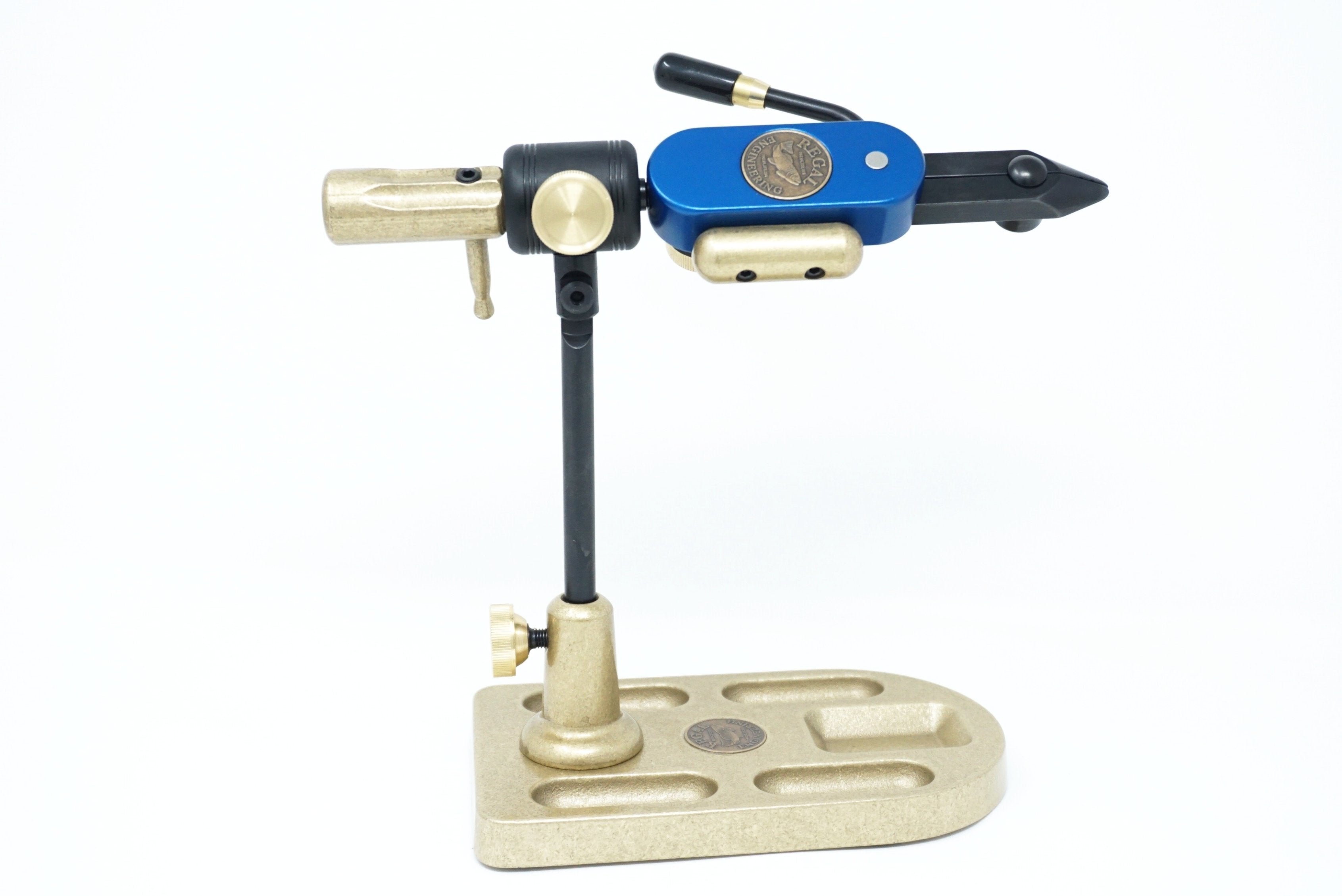 Regal Revolution Vise with Big Game Jaws Fly Tying Vise – Dakota
