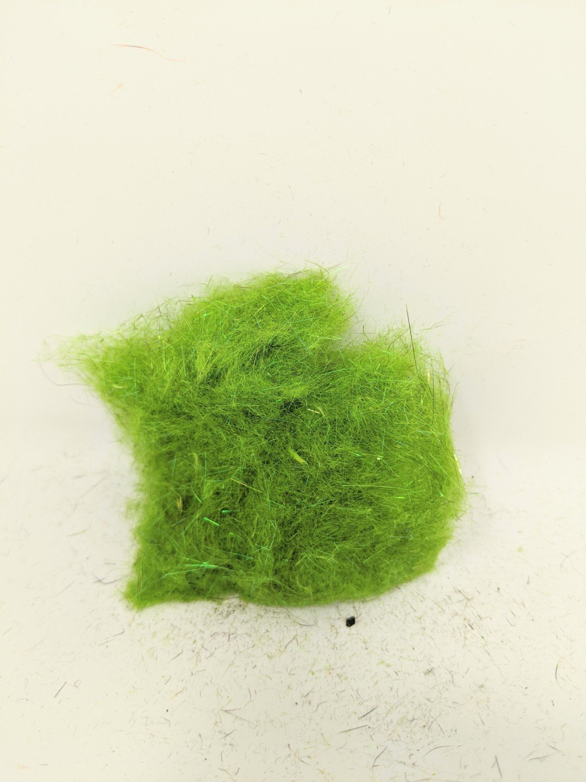 UV Tracer Squirrel Flash Dubbing Caddis Green Chartreuse Dubbing