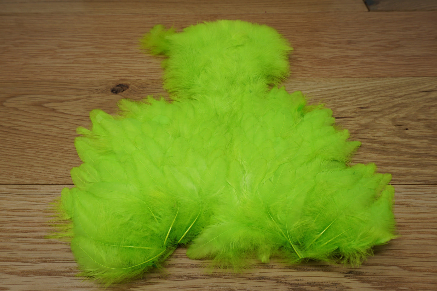 Wapsi Marabou Patch Fl. Chartreuse Saddle Hackle, Hen Hackle, Asst. Feathers